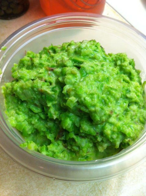 Asparagus guac
